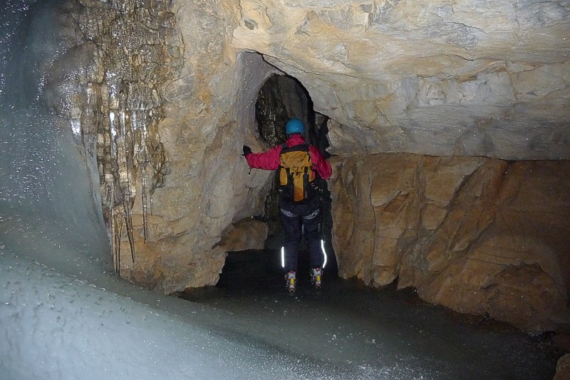 In der Eishöhle (Gottesackerplateau)